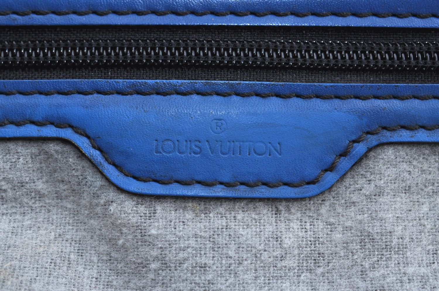 Authentic Louis Vuitton Epi Leather Sac Plat Hand Bag Blue M52075 LV Junk 0717H