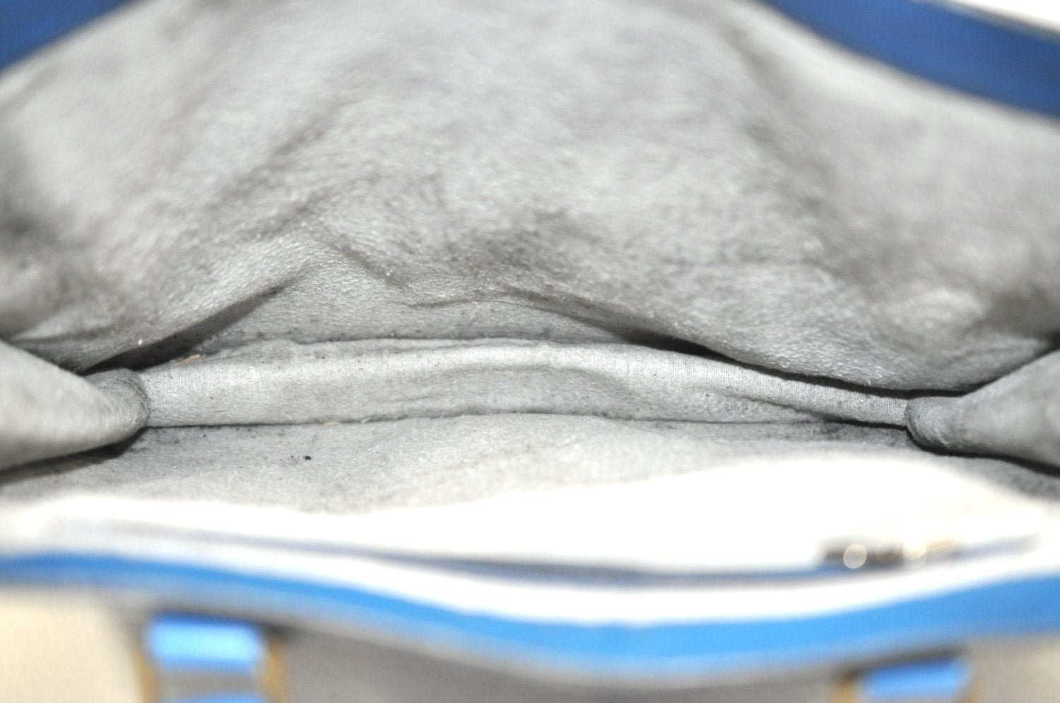 Authentic Louis Vuitton Epi Leather Sac Plat Hand Bag Blue M52075 LV Junk 0717H