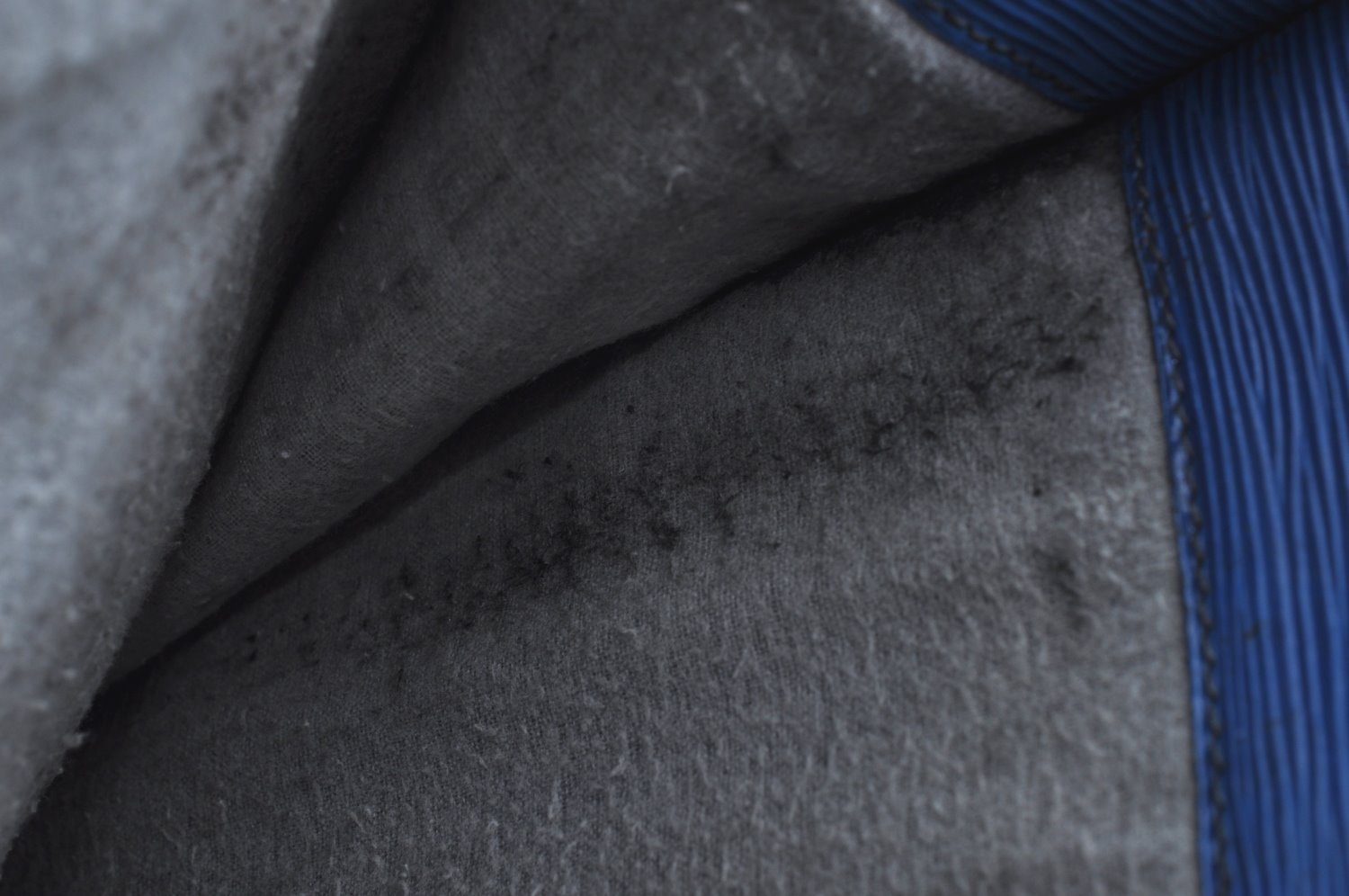 Authentic Louis Vuitton Epi Leather Sac Plat Hand Bag Blue M52075 LV Junk 0717H