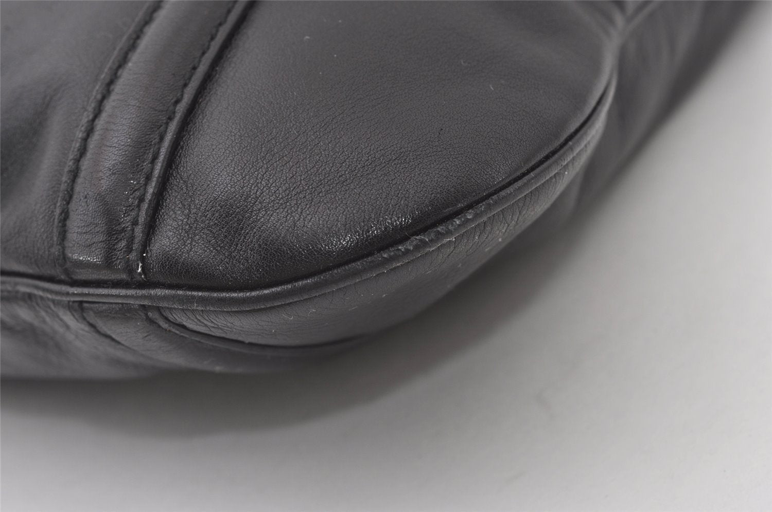 Authentic GUCCI Vintage Britt Shoulder Hand Bag Leather 162740 Black 0721J