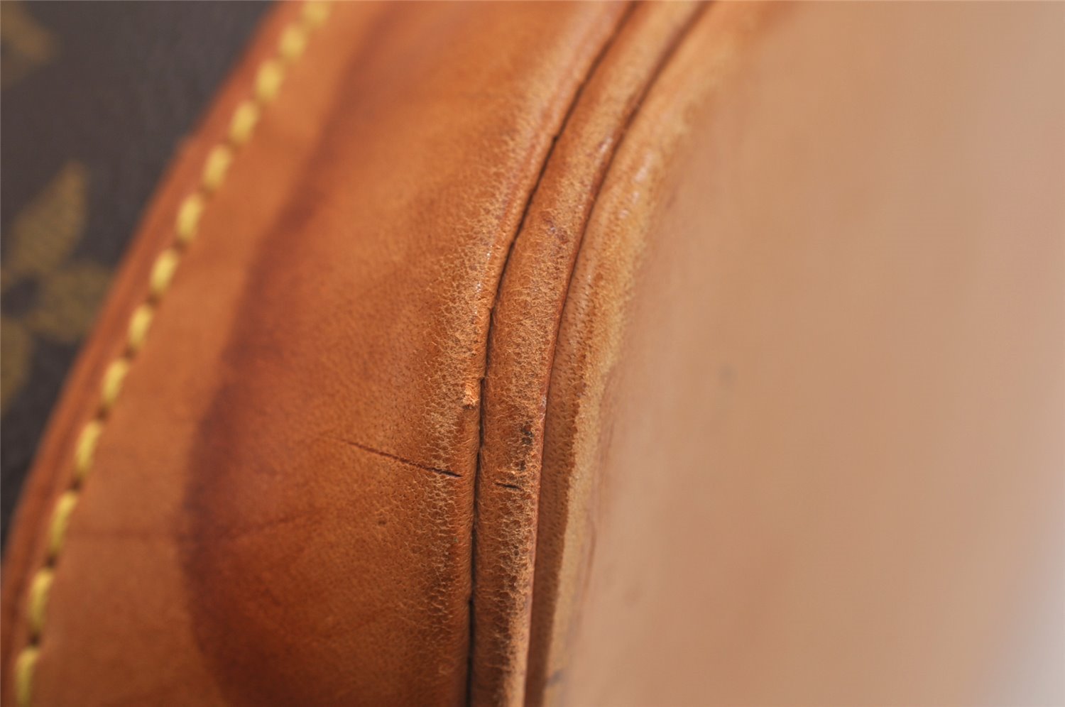 Authentic Louis Vuitton Monogram Alma Hand Bag Purse M51130 LV 0721K