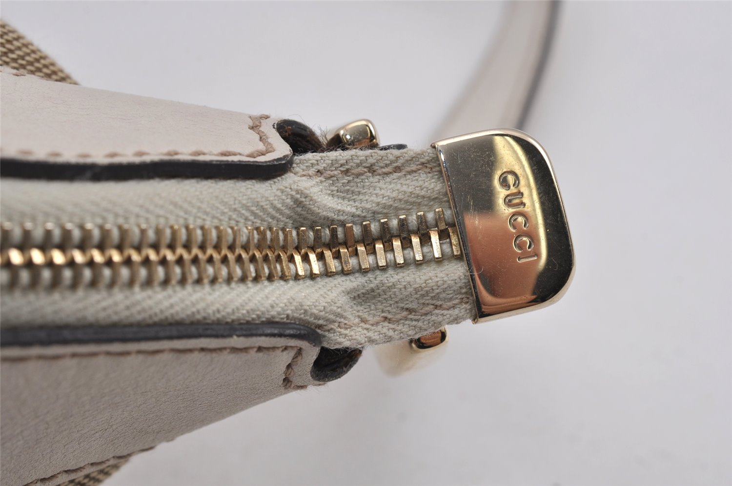 Authentic GUCCI Abbey Shoulder Cross Bag GG Canvas Leather 203257 Brown 0725K