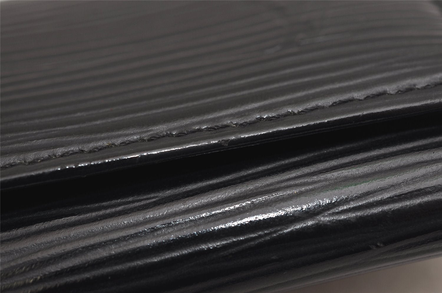 Authentic Louis Vuitton Epi Multicles 4 Key Case Black M63822 LV 0726K