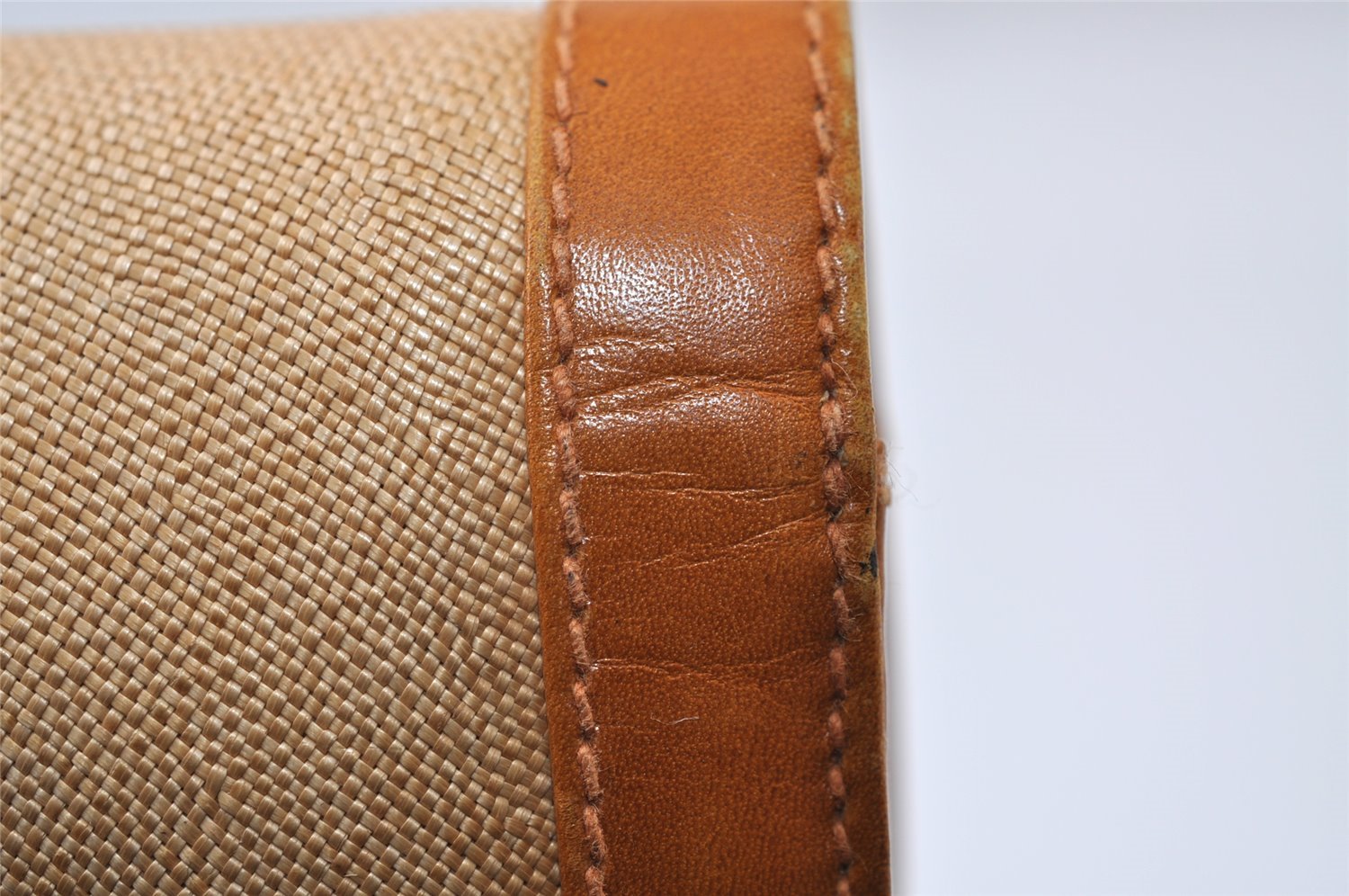 Authentic GUCCI Vintage Horsebit Clutch Hand Bag Purse PVC Leather Beige 0739J