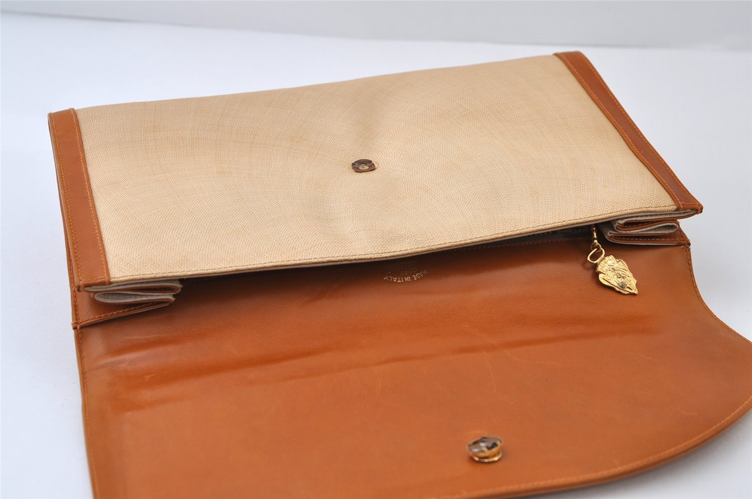 Authentic GUCCI Vintage Horsebit Clutch Hand Bag Purse PVC Leather Beige 0739J