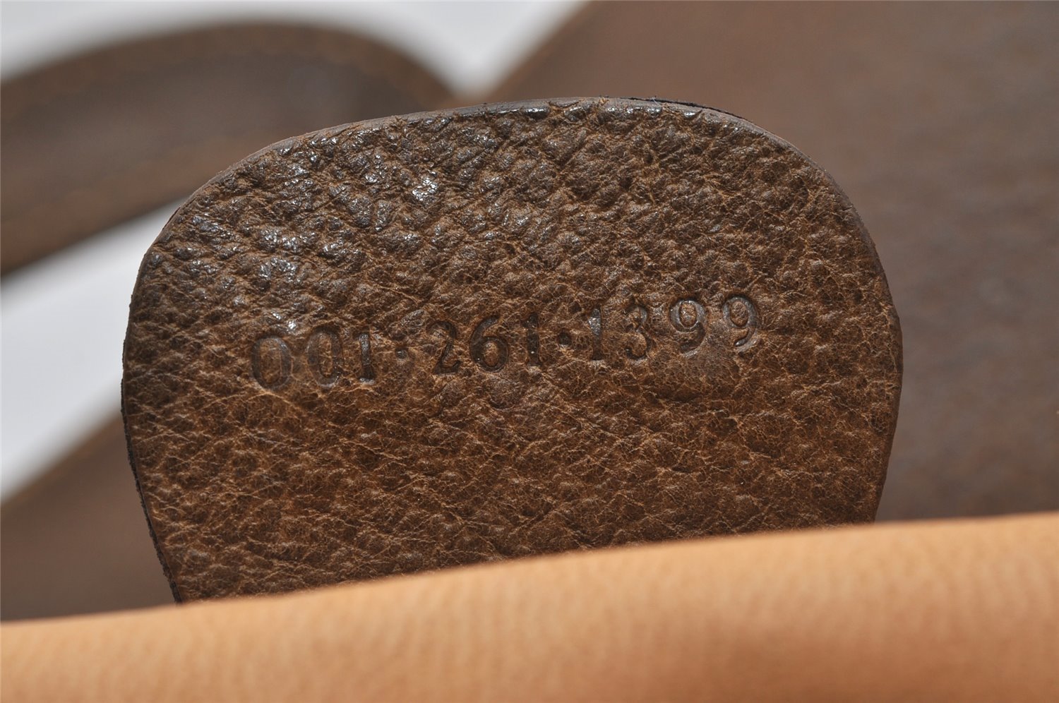 Authentic GUCCI Vintage Bamboo Shoulder Bag Purse Leather Brown 0742K