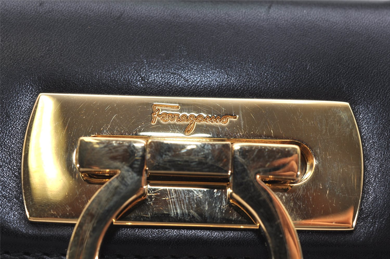 Authentic Salvatore Ferragamo Gancini Leather 2Way Shoulder Hand Bag Black 0745K