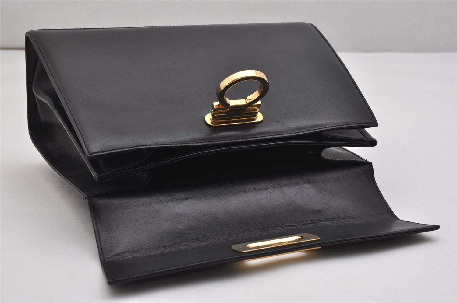 Authentic Salvatore Ferragamo Gancini Leather 2Way Shoulder Hand Bag Black 0745K
