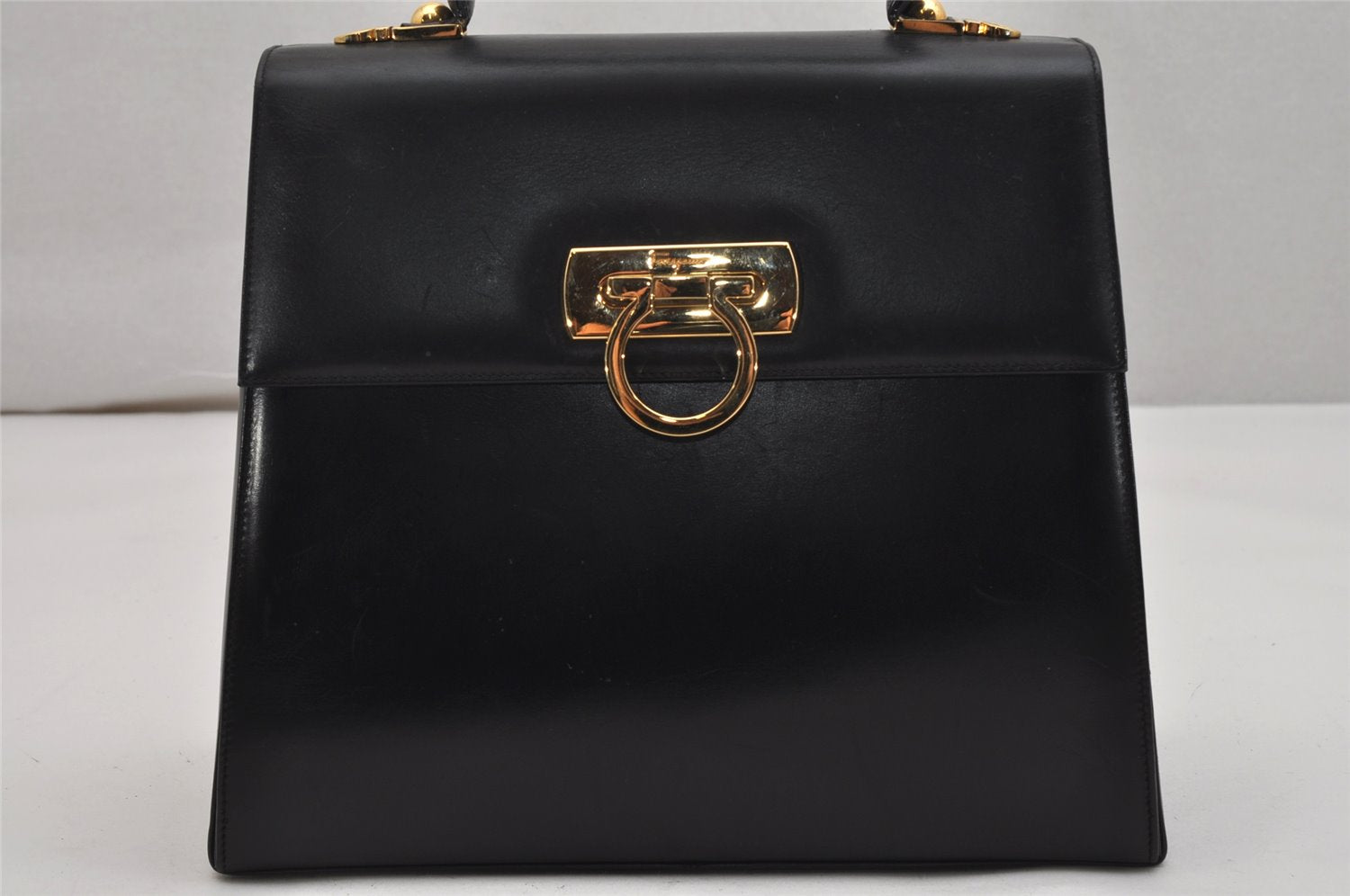 Authentic Salvatore Ferragamo Gancini Leather 2Way Shoulder Hand Bag Black 0752K