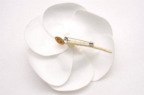 Authentic CHANEL Camellia Corsage Brooch Canvas White Box 0754J