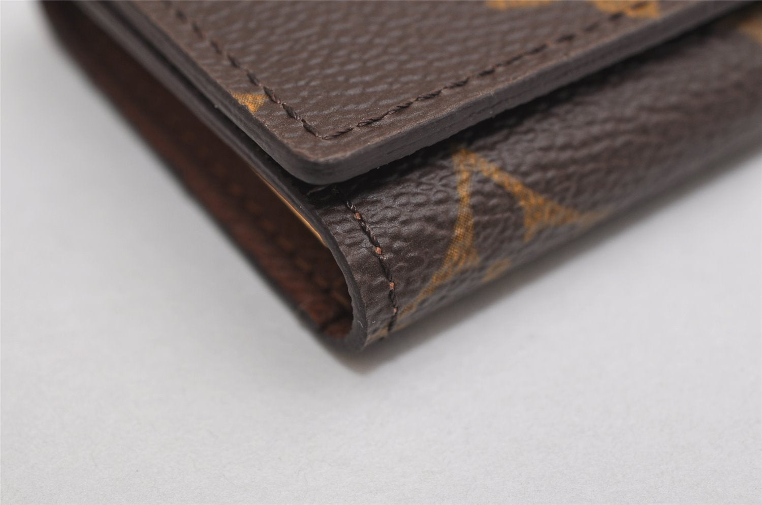 Authentic Louis Vuitton Monogram Multicles 4 Four Hooks Key Case M62631 LV 0754K