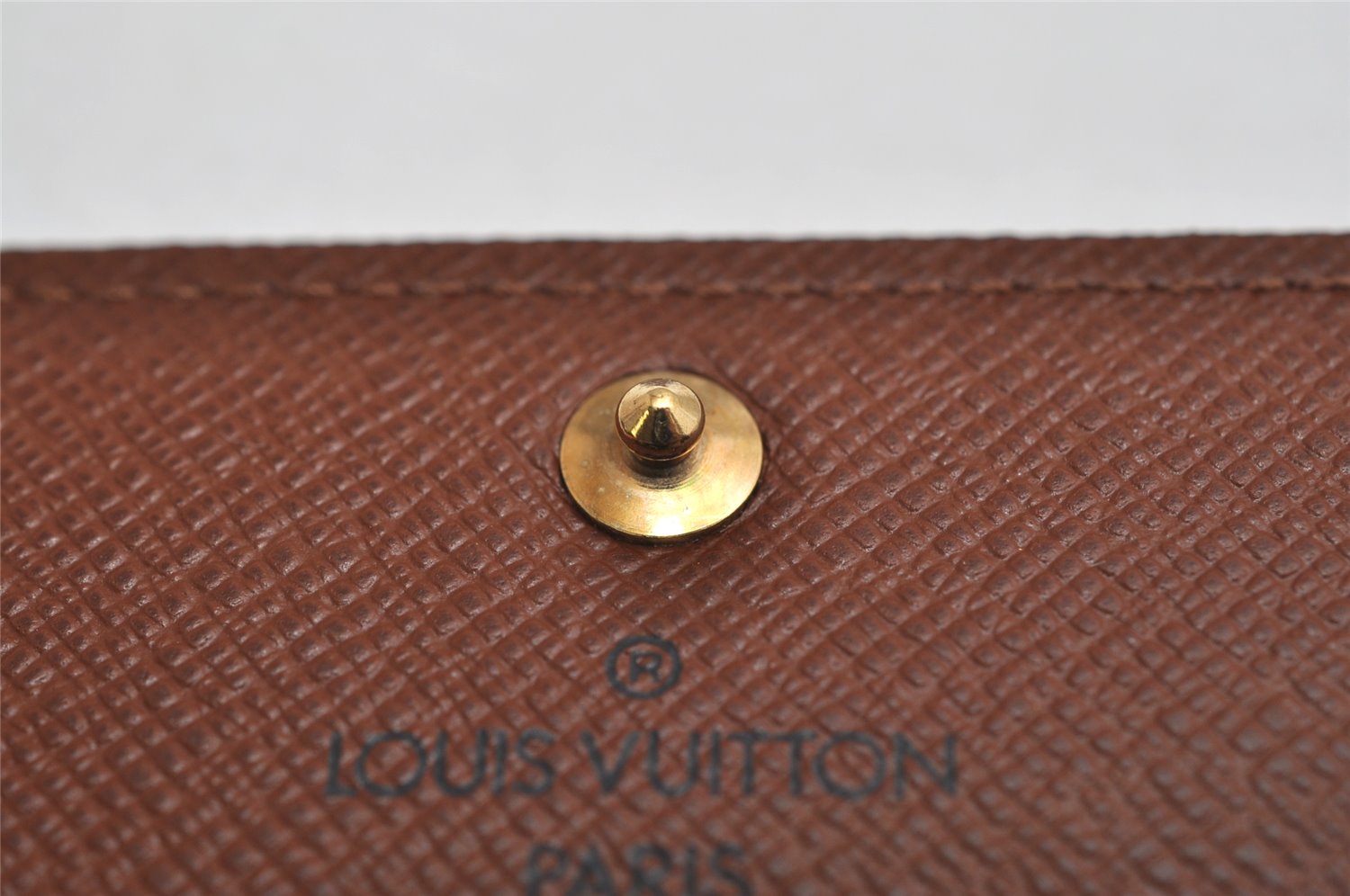 Authentic Louis Vuitton Monogram Multicles 4 Four Hooks Key Case M62631 LV 0754K
