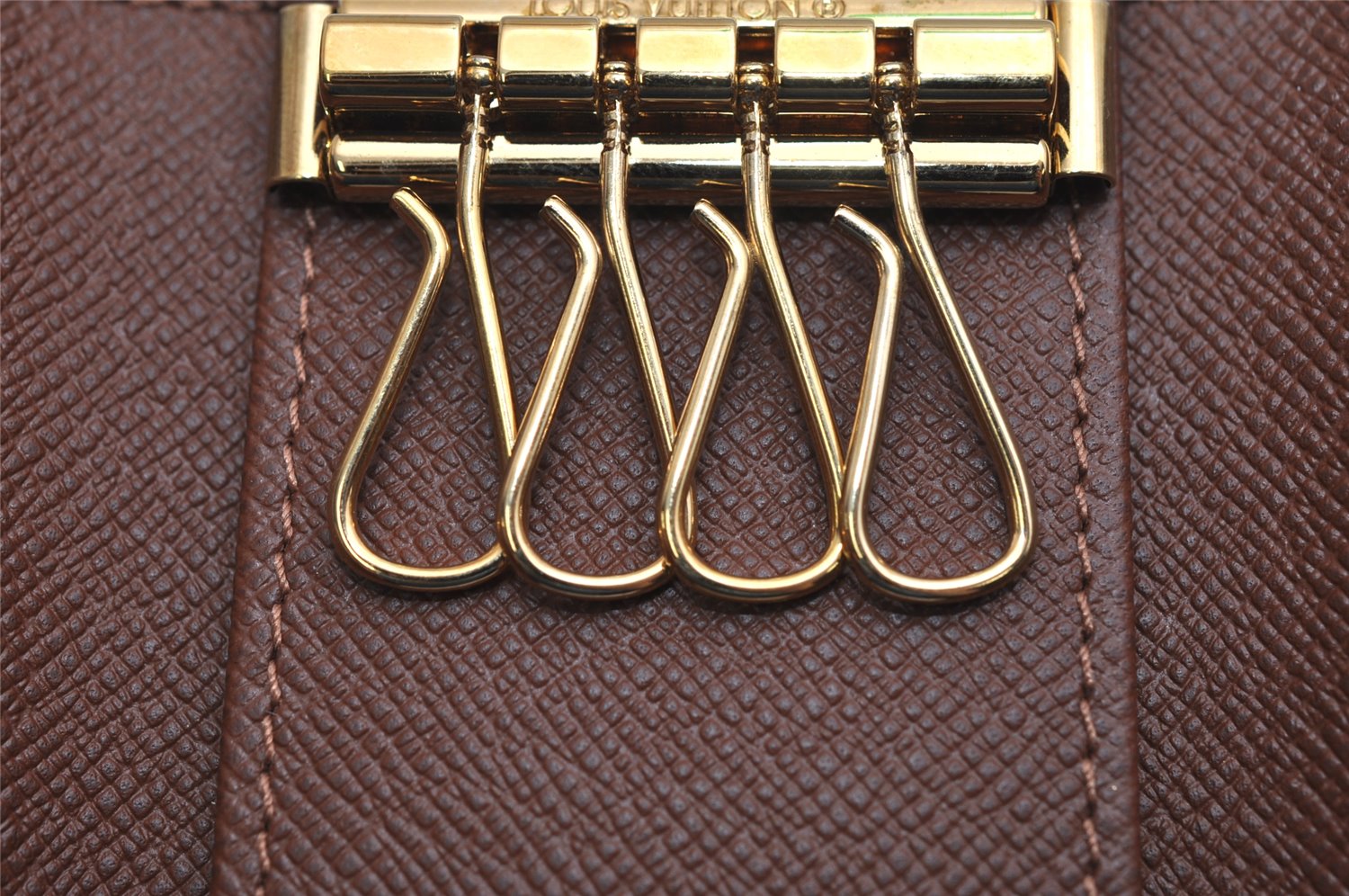 Authentic Louis Vuitton Monogram Multicles 4 Four Hooks Key Case M62631 LV 0754K