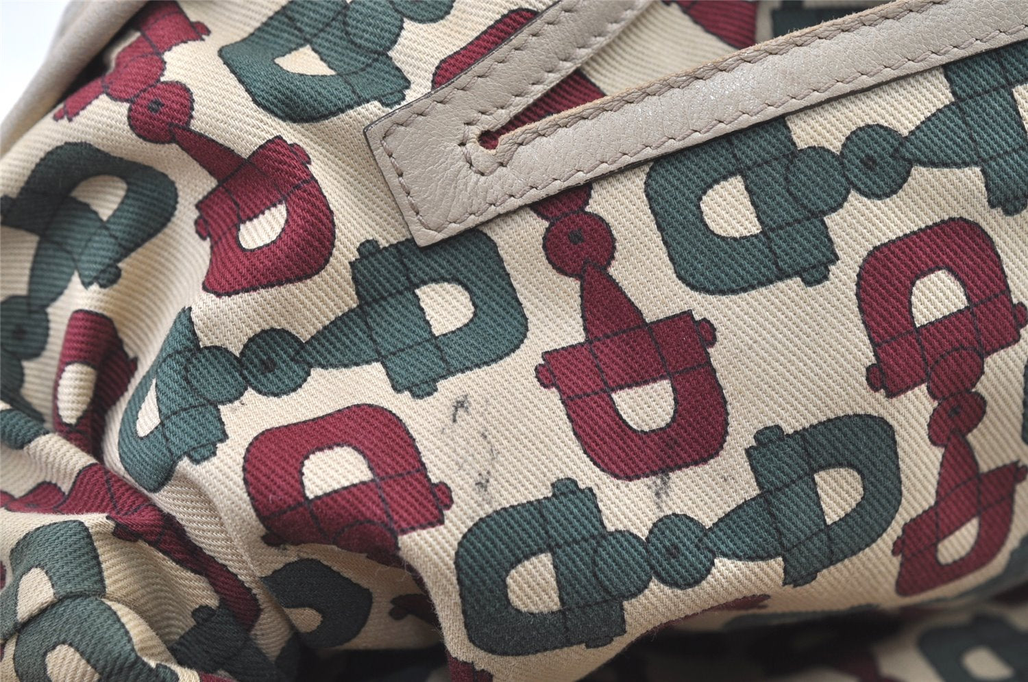 Authentic GUCCI Guccissima Shoulder Tote Bag GG Leather 197953 White 0757K