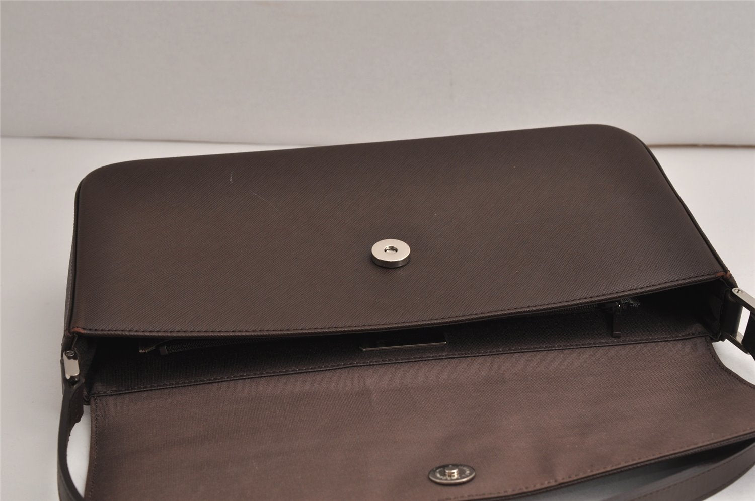 Authentic BURBERRY Vintage Leather Shoulder Hand Bag Purse Brown 0760K