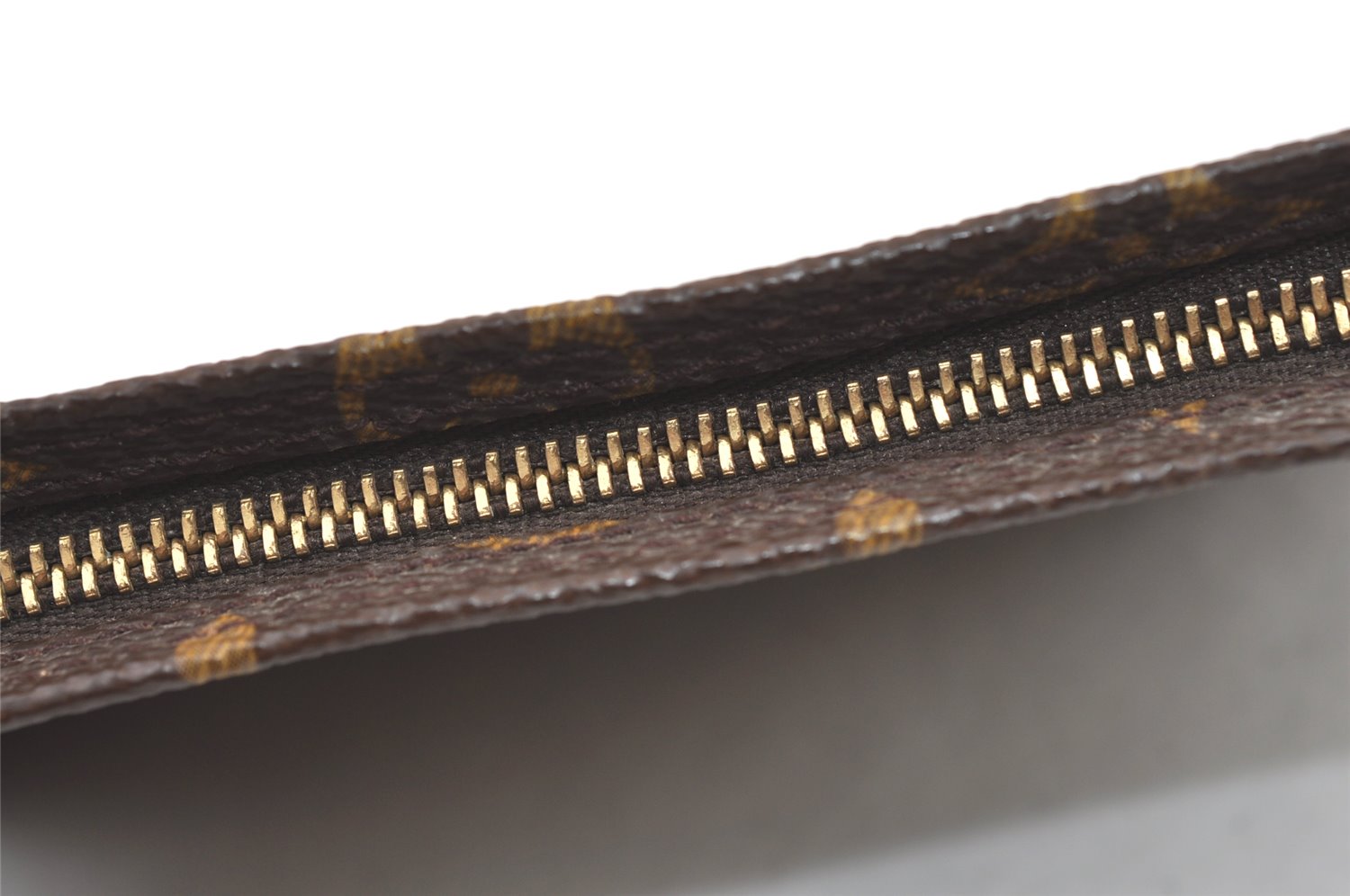 Authentic Louis Vuitton Monogram Pouch For Bucket PM LV 0762K