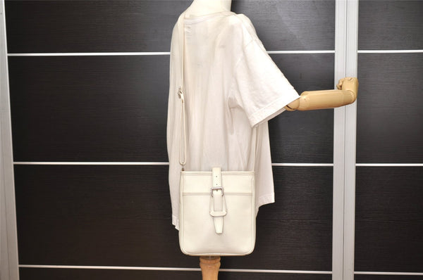 Authentic BURBERRY Vintage Leather Shoulder Cross Body Bag Purse White 0764K