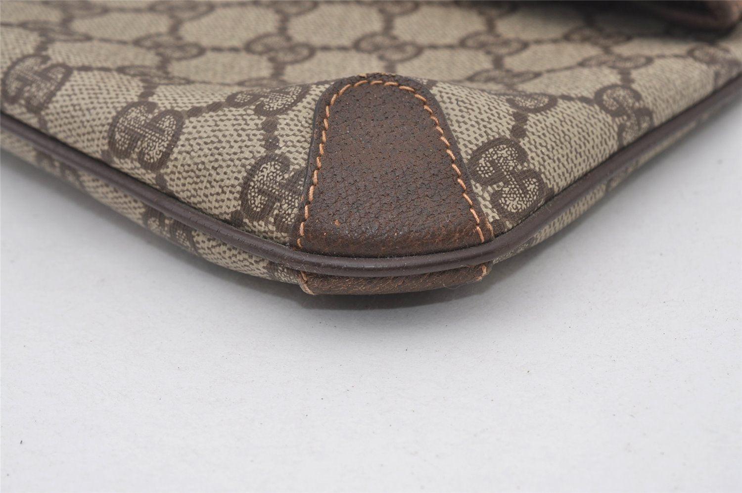 Authentic GUCCI Vintage Clutch Hand Bag Purse GG PVC Leather Brown Junk 0766J