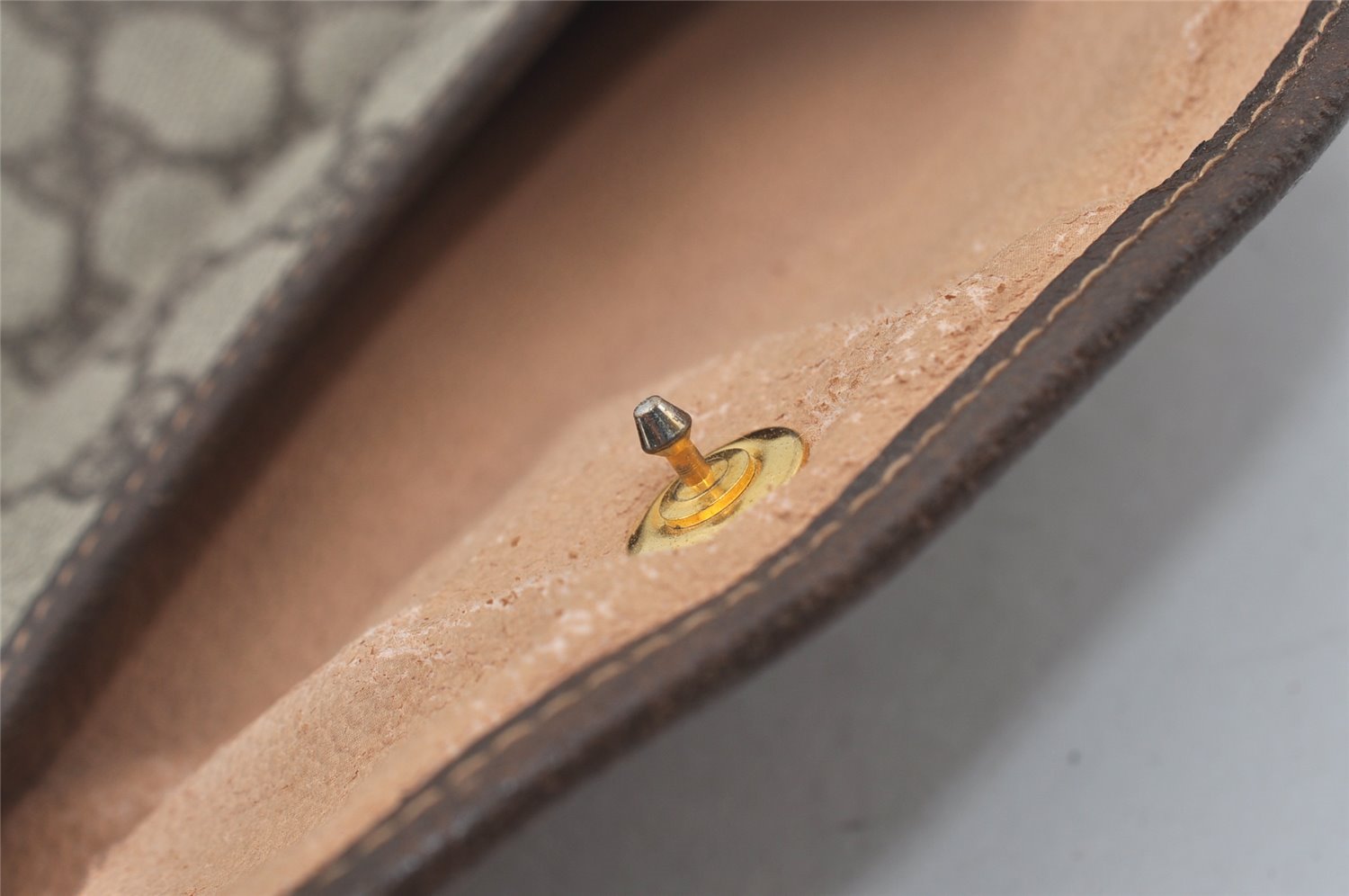 Authentic GUCCI Vintage Clutch Hand Bag Purse GG PVC Leather Brown Junk 0766J