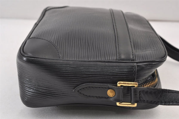 Auth Louis Vuitton Epi Trocadero 24 Shoulder Cross Bag M52312 Black Junk 0766K