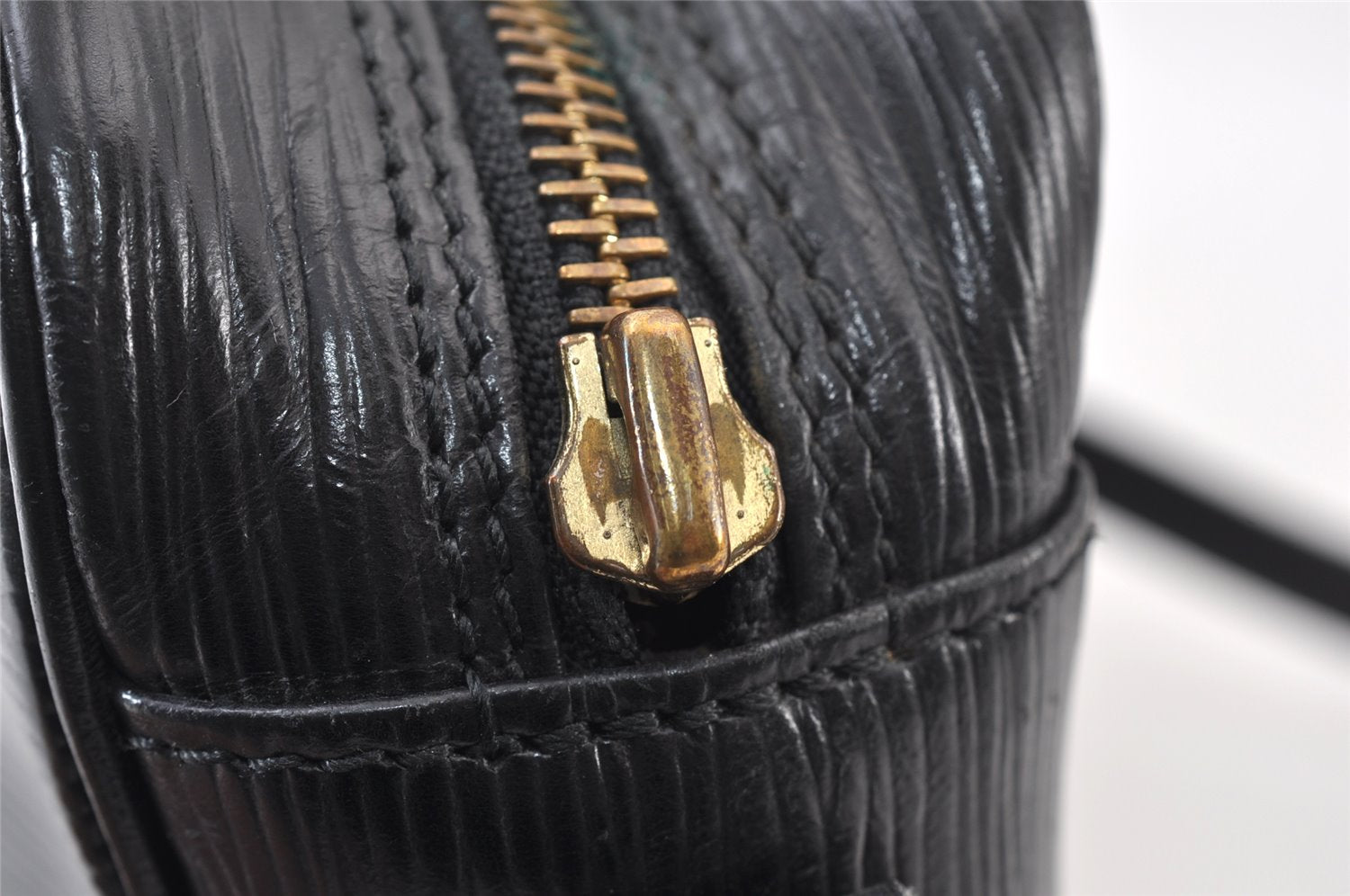 Auth Louis Vuitton Epi Trocadero 24 Shoulder Cross Bag M52312 Black Junk 0766K