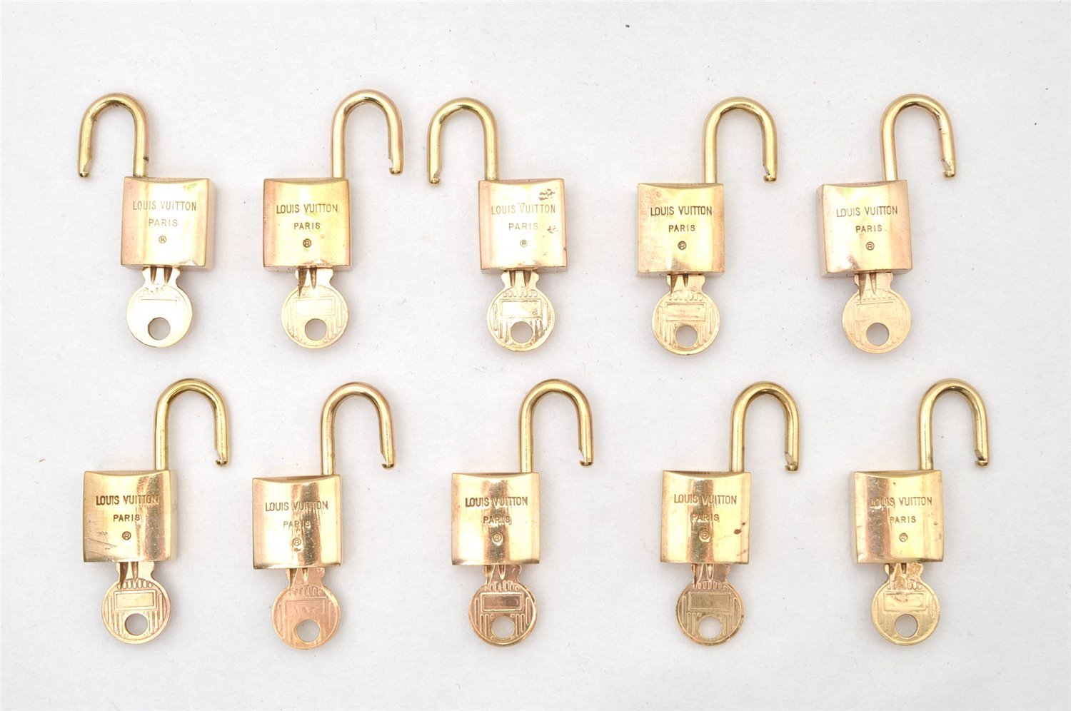 Authentic Louis Vuitton Padlock and Key 10Set Old Model LV 0767L