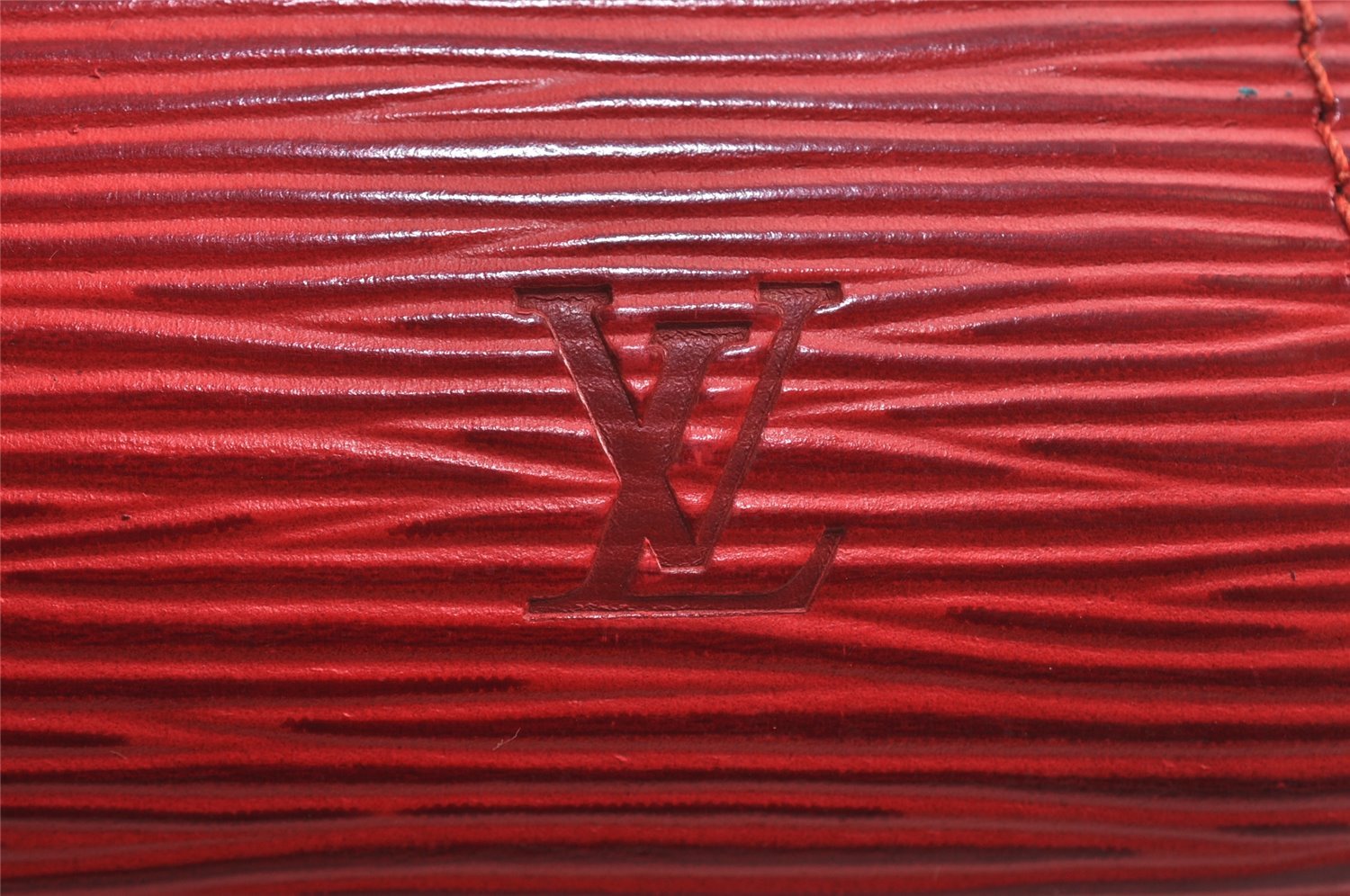 Authentic Louis Vuitton Epi Dauphine Cosmetic Pouch Red M48447 LV Junk 0771K