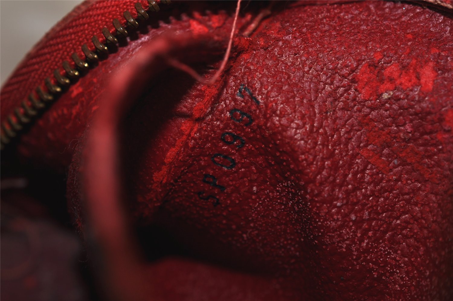 Authentic Louis Vuitton Epi Dauphine Cosmetic Pouch Red M48447 LV Junk 0771K