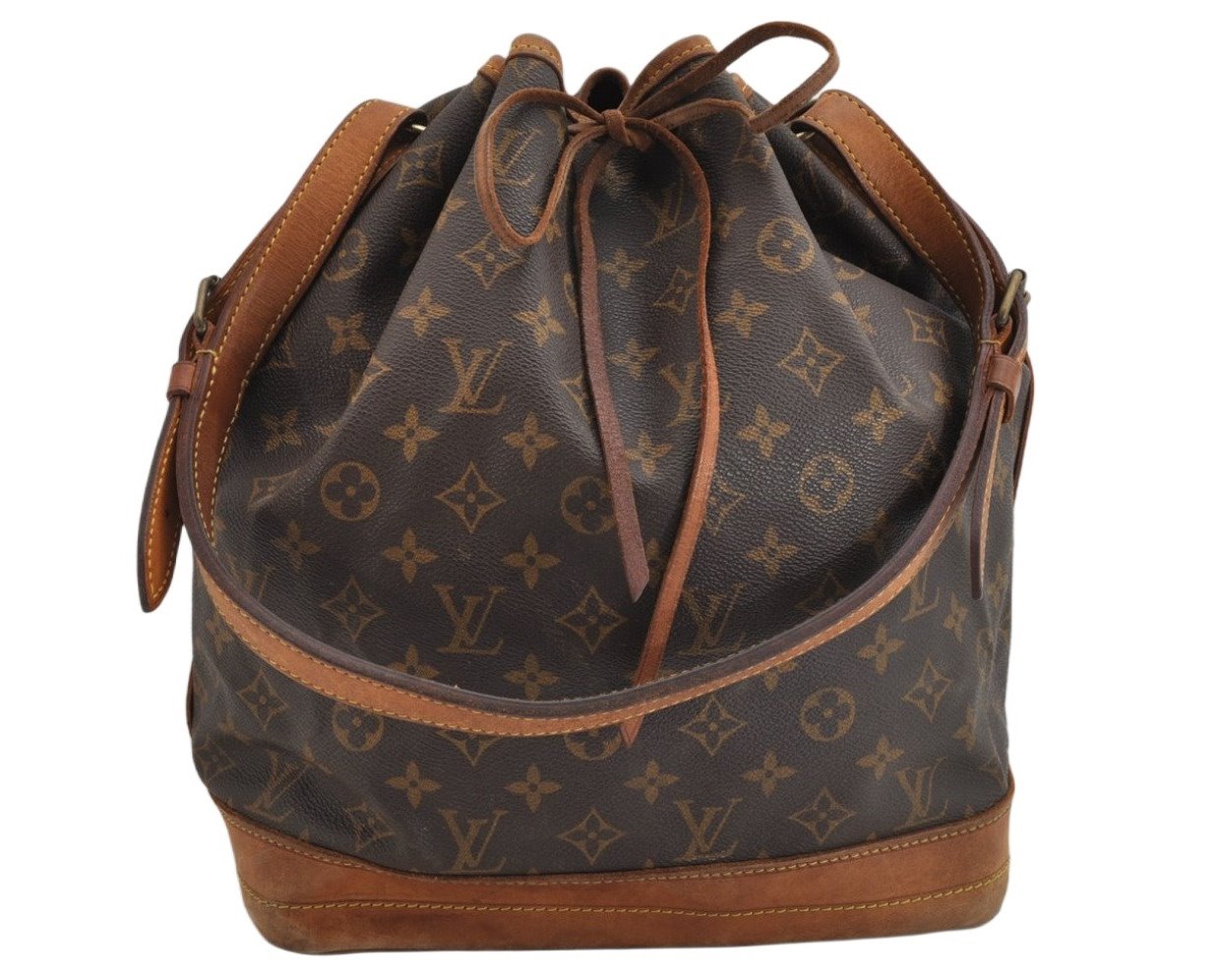 Authentic Louis Vuitton Monogram Noe Shoulder Drawstring Bag M42224 LV 0776K