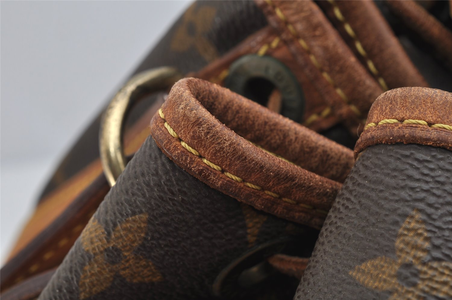 Authentic Louis Vuitton Monogram Noe Shoulder Drawstring Bag M42224 LV 0776K