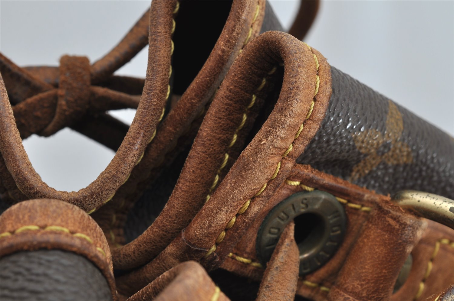 Authentic Louis Vuitton Monogram Noe Shoulder Drawstring Bag M42224 LV 0776K