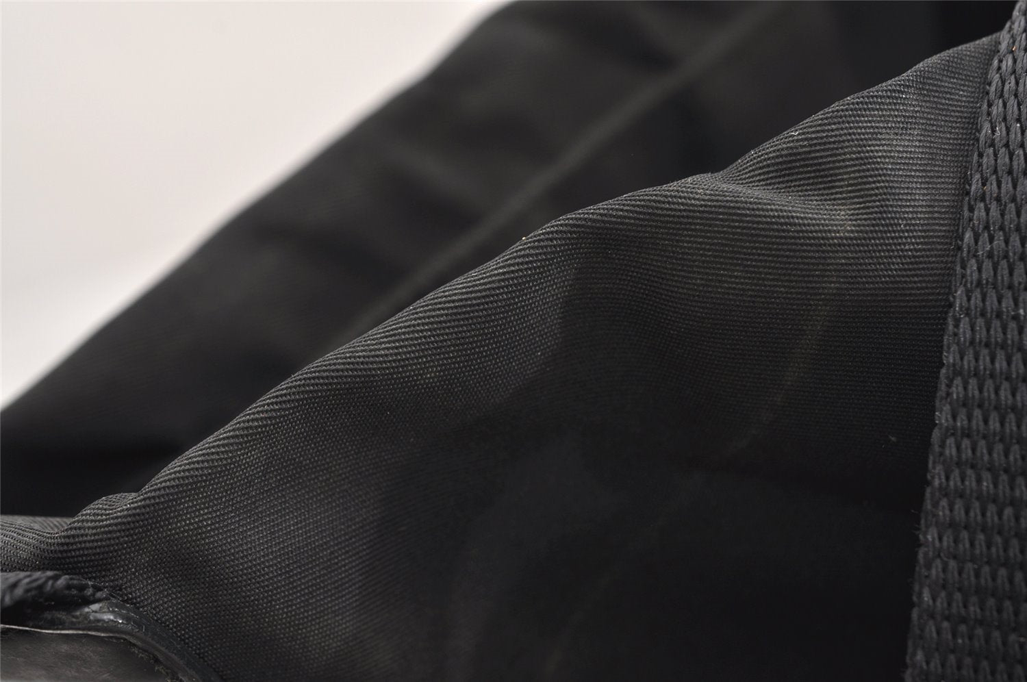 Authentic PRADA Nylon Tessuto Leather Shoulder Cross Body Bag Purse Black 0777J