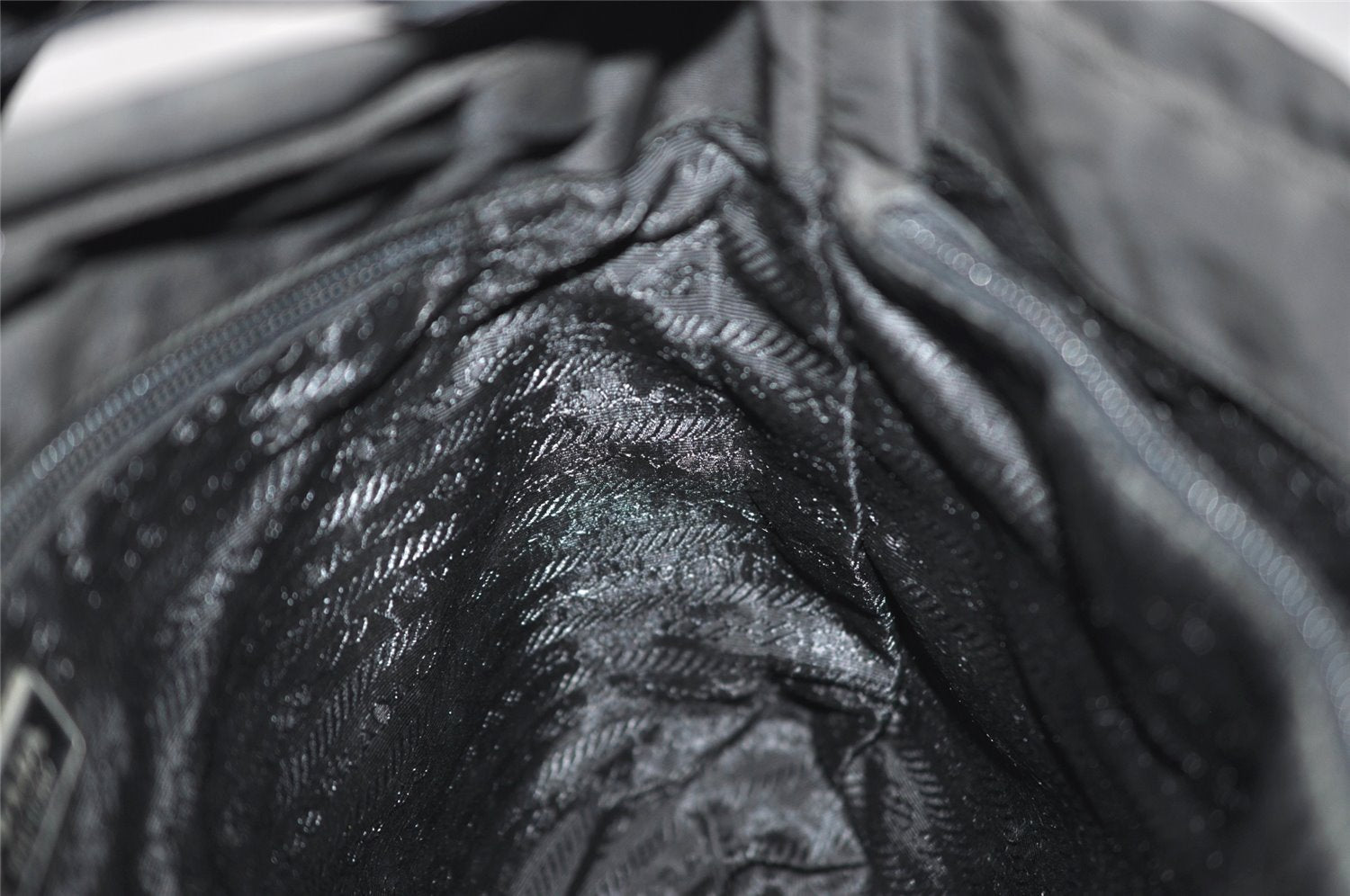 Authentic PRADA Nylon Tessuto Leather Shoulder Cross Body Bag Purse Black 0777J