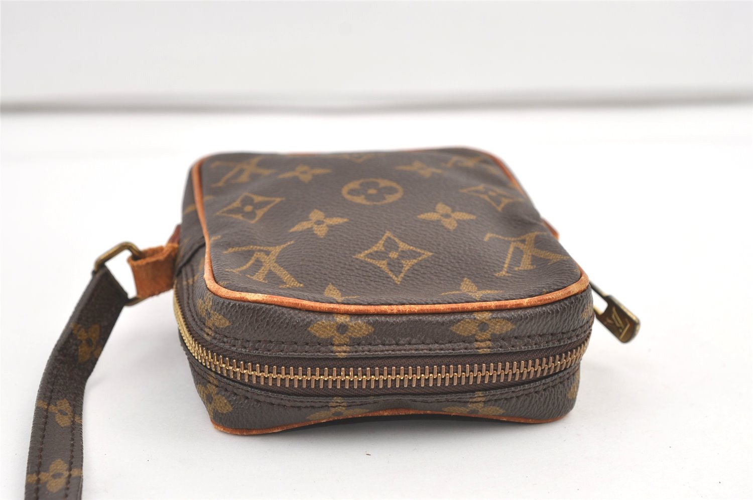Auth Louis Vuitton Monogram Mini Poche Danube Shoulder Cross Bag M45268 LV 0777K