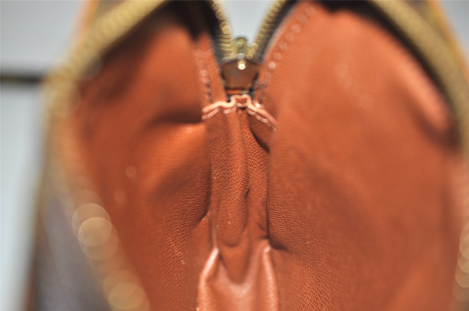 Auth Louis Vuitton Monogram Mini Poche Danube Shoulder Cross Bag M45268 LV 0777K