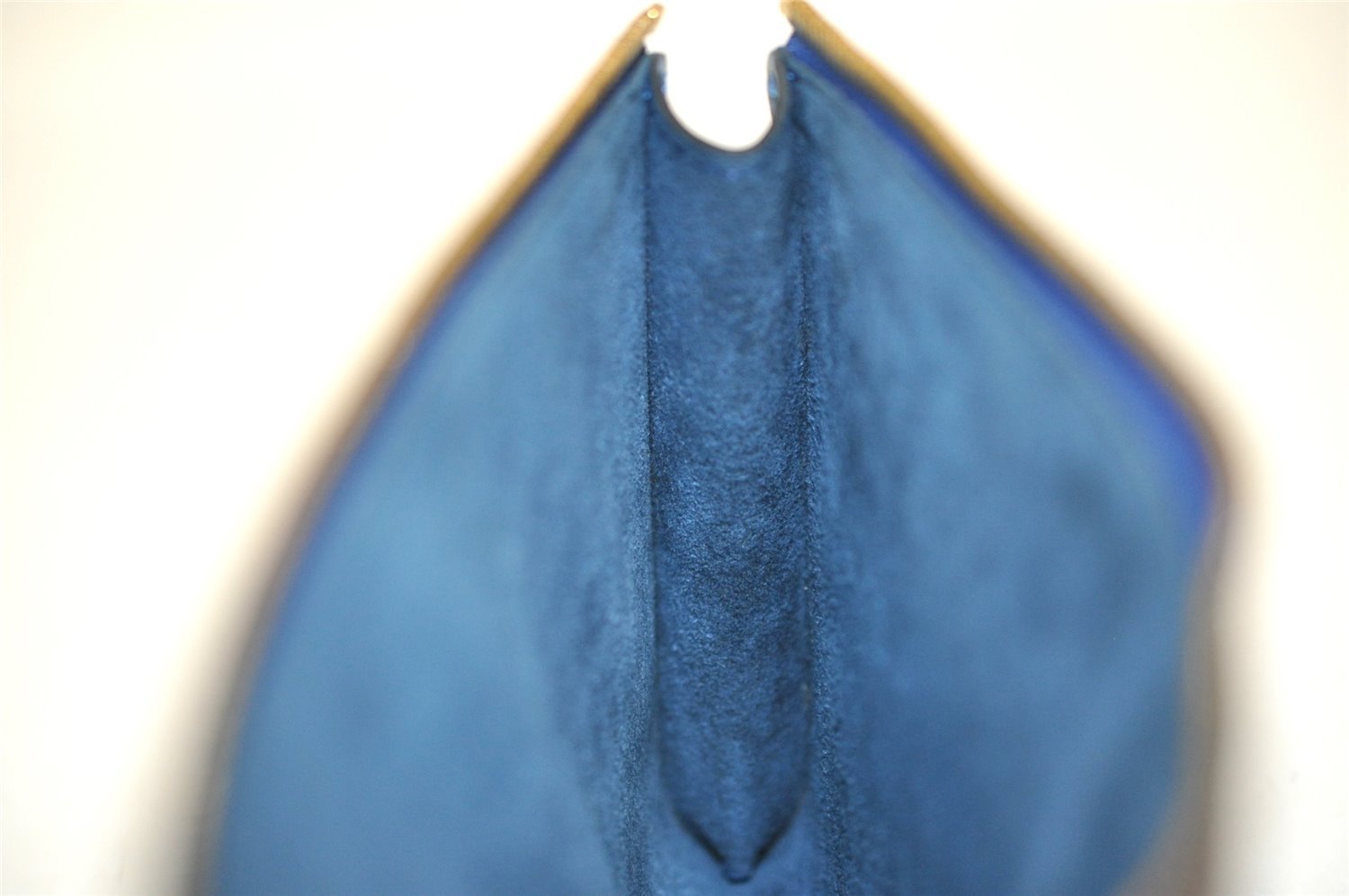 Authentic Louis Vuitton Epi Pochette Accessoires Pouch Blue M52945 LV 0778J