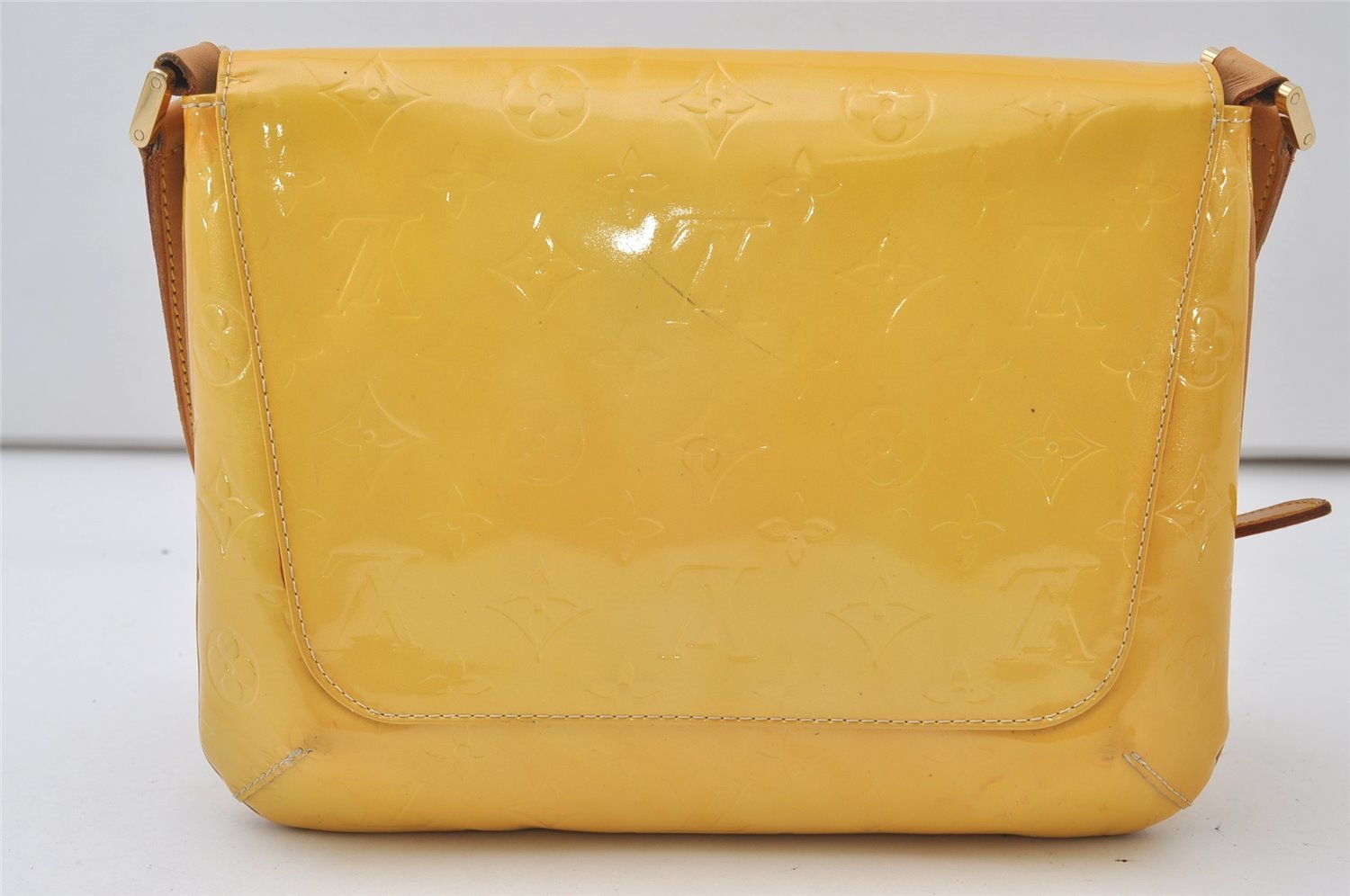 Auth Louis Vuitton Vernis Thompson Street Shoulder Bag Yellow M91071 LV 0780J