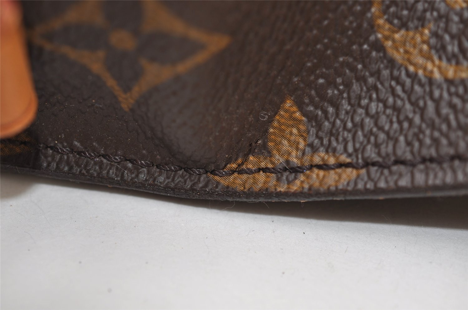 Authentic Louis Vuitton Monogram Saint Cloud MM M51243 Shoulder Cross Bag 0781J