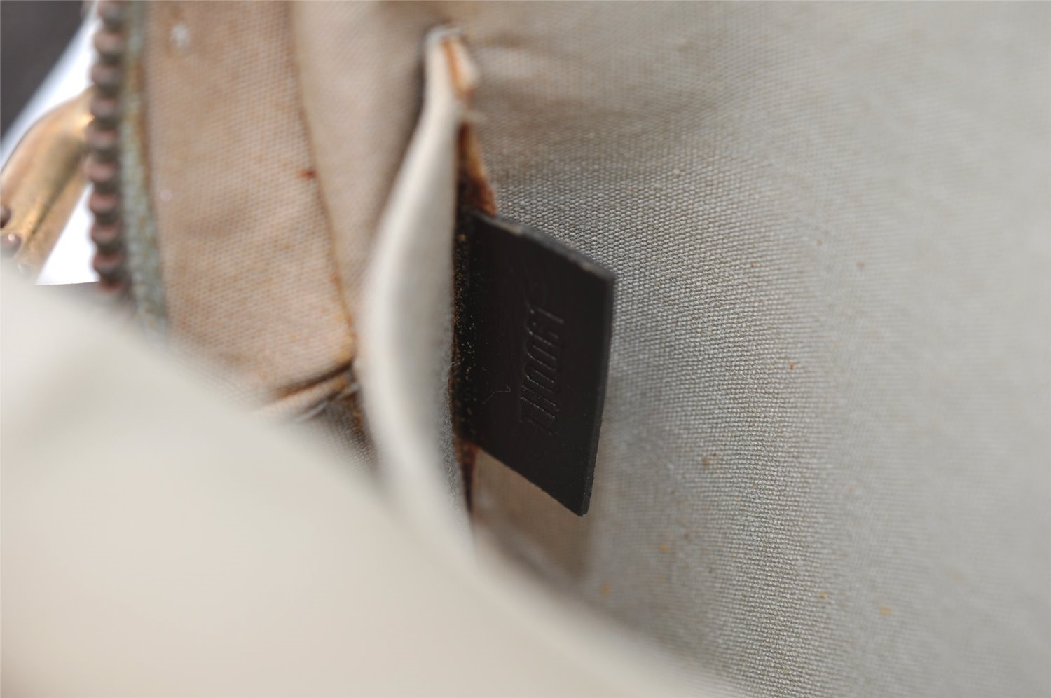 Auth Louis Vuitton Monogram Mini Juliet MM Shoulder Cross Bag M92218 Beige 0785J