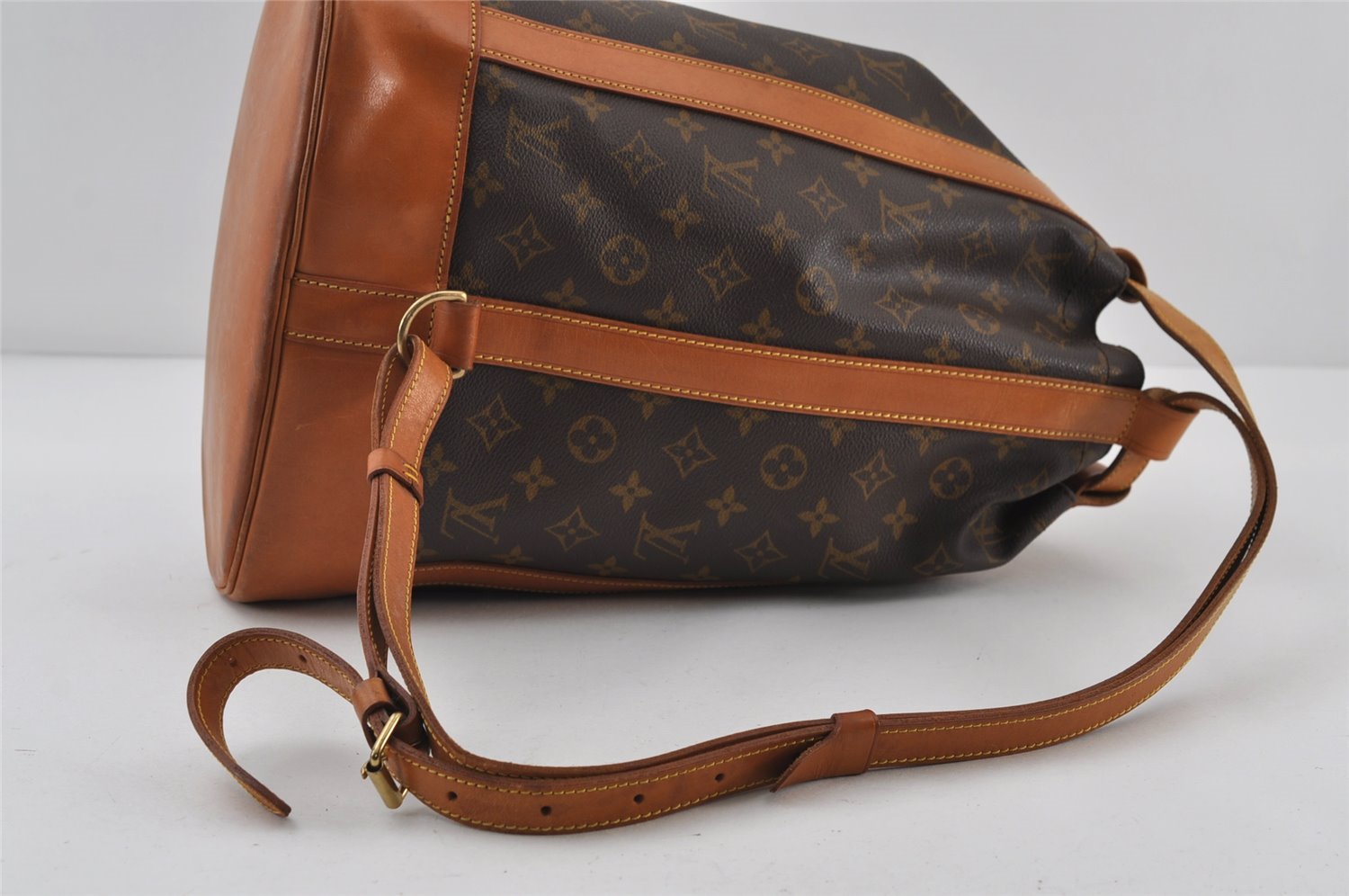 Authentic Louis Vuitton Monogram Randonnee PM Shoulder Bag M42243 LV 0786J