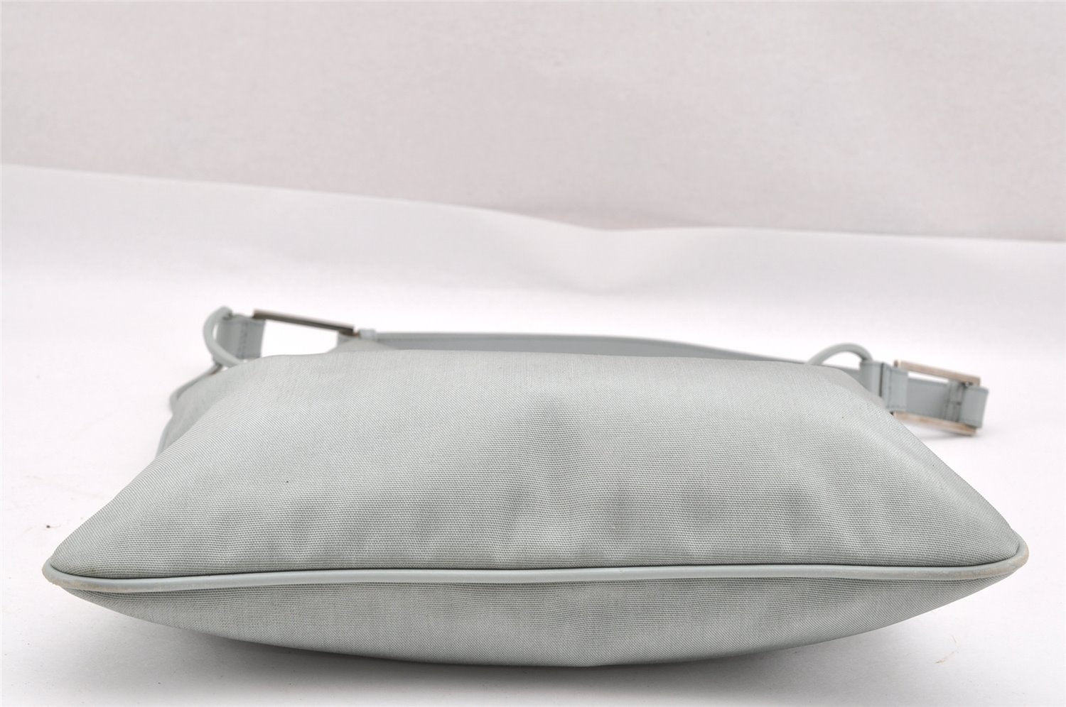 Authentic GUCCI Shoulder Drawstring Bag Canvas Leather 0014021 Light Blue 0796J