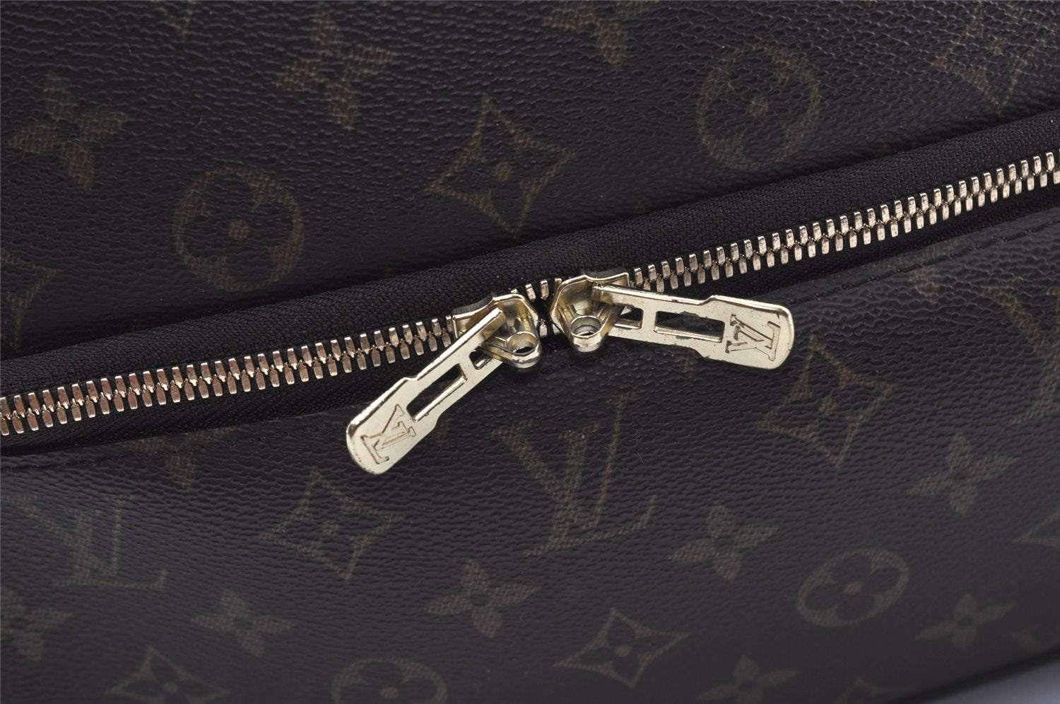 Authentic Louis Vuitton Monogram Evasion PM Boston Travel Bag M41443 LV 0801J