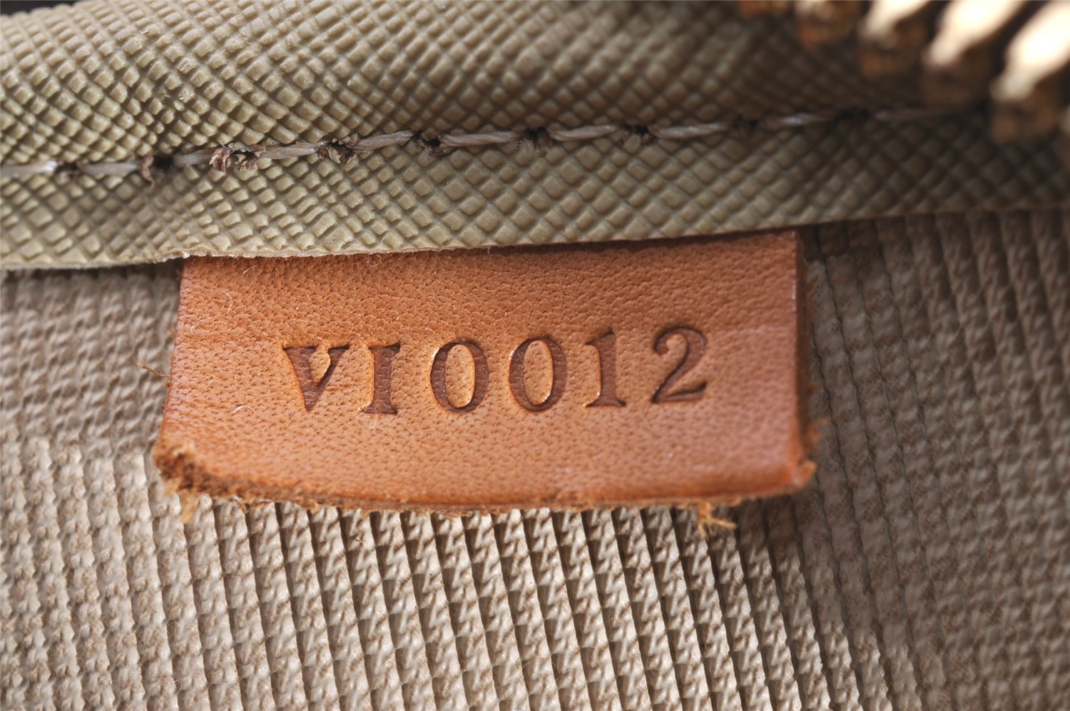 Authentic Louis Vuitton Monogram Evasion PM Boston Travel Bag M41443 LV 0801J