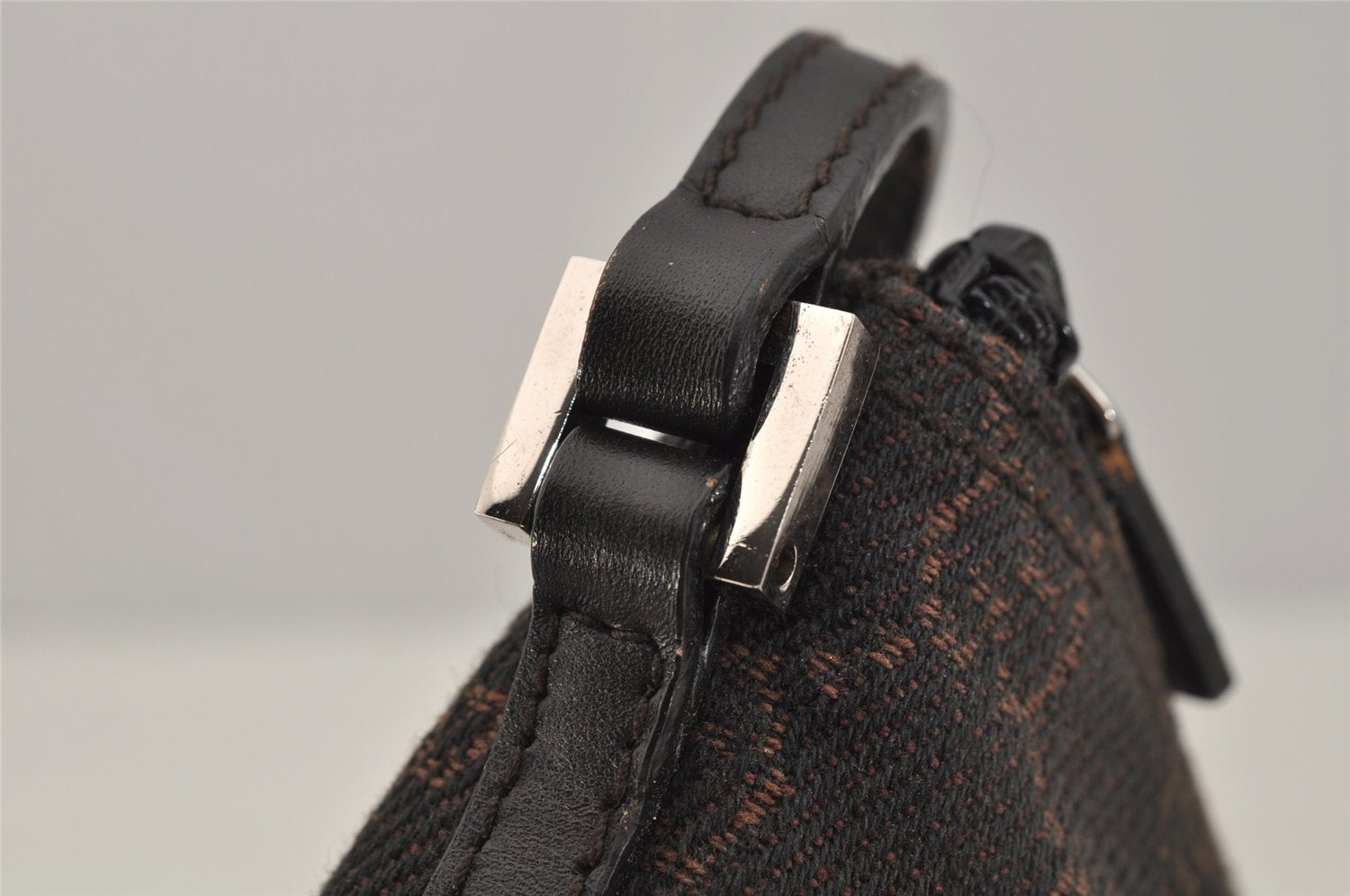 Authentic GUCCI Hand Bag Pouch Purse GG Canvas Leather 07198 Brown 0809J