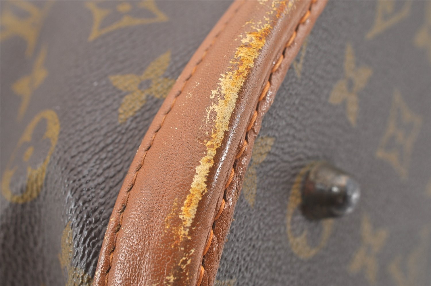 Authentic Louis Vuitton Monogram Bucket GM Shoulder Bag T42236 USA Model 0810J