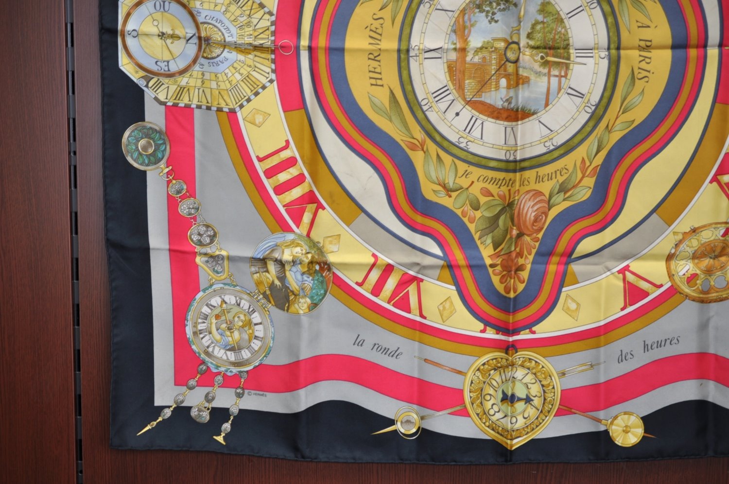 Authentic HERMES Carre 90 Scarf 