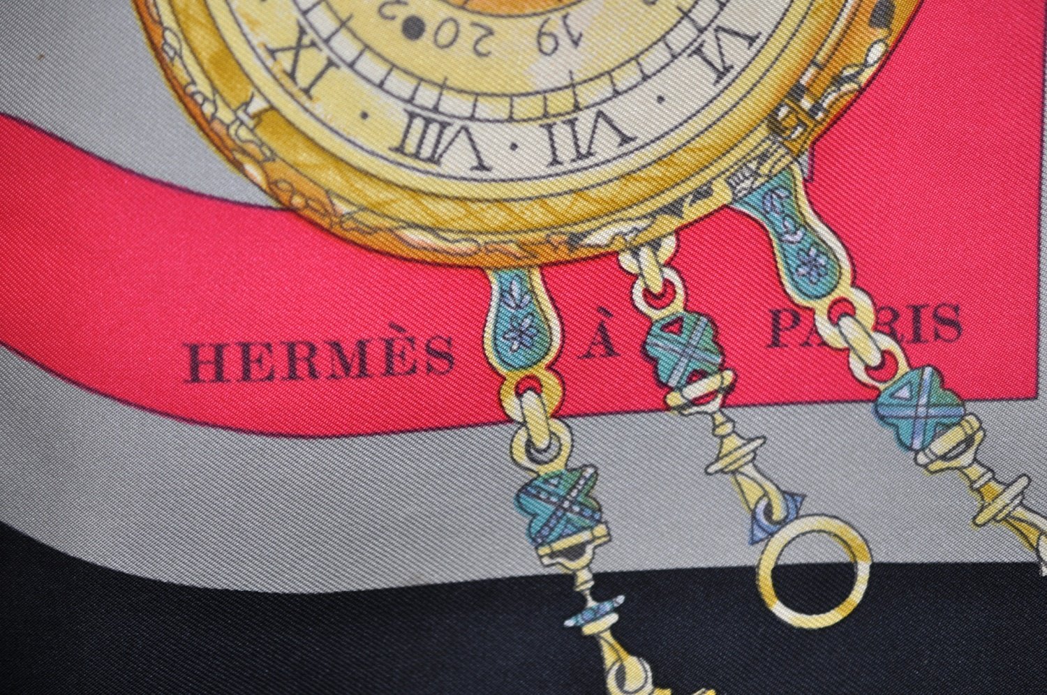 Authentic HERMES Carre 90 Scarf 