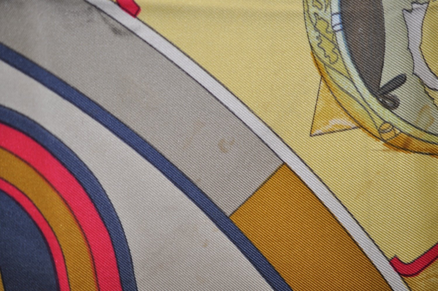 Authentic HERMES Carre 90 Scarf 