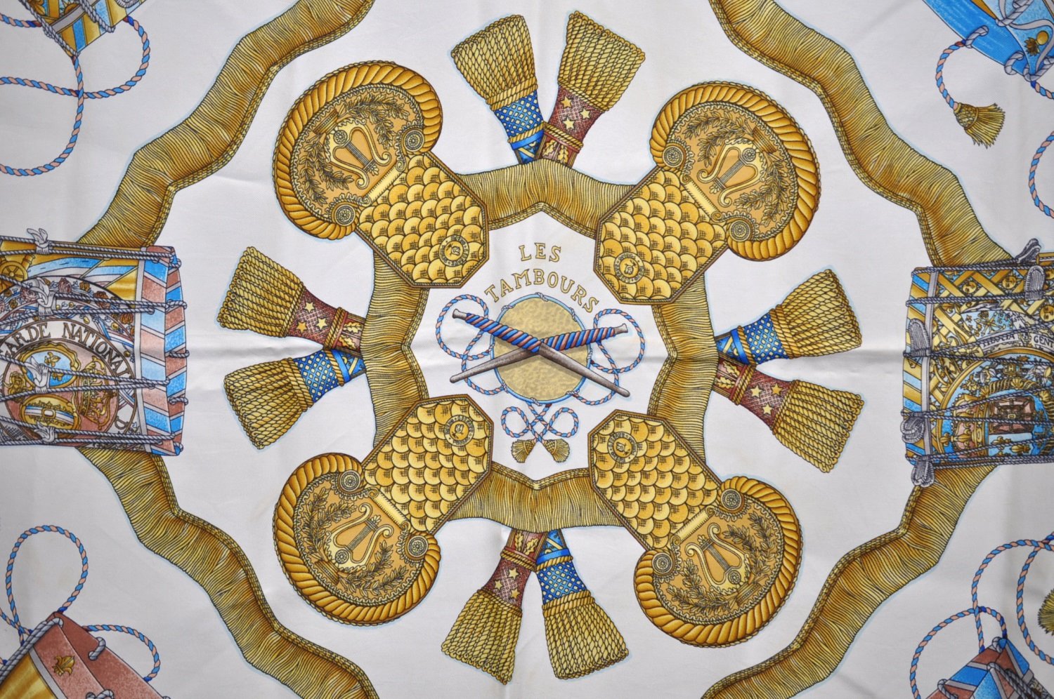 Authentic HERMES Carre 90 Scarf 