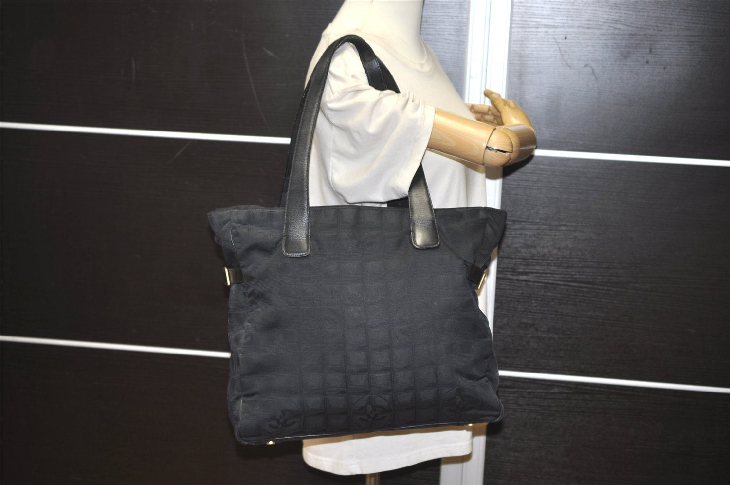 Authentic CHANEL New Travel Line Shoulder Tote Bag Nylon Leather Black 0818J